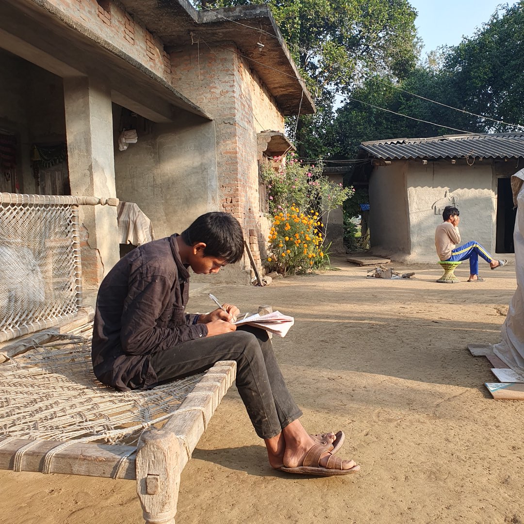 rana_tharu_01.8